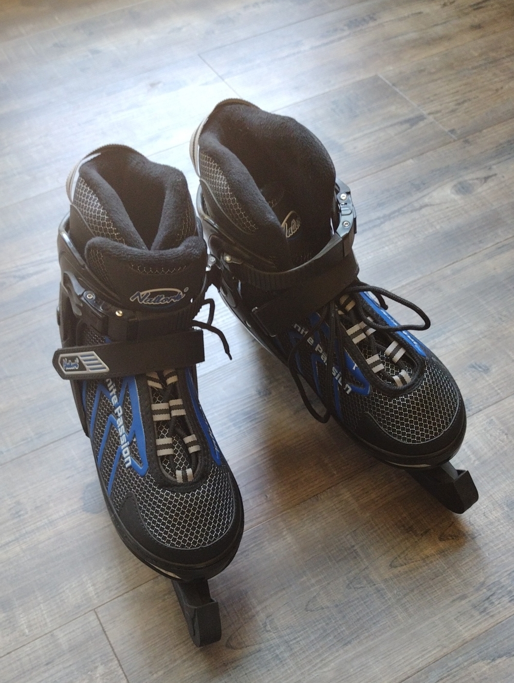 Nattork Men's Athletic Black and Blue Performance Ice Skates